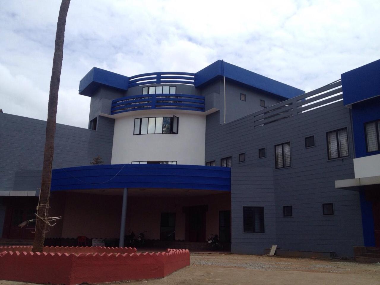 Kallada Golden Hotel Thrissur Kültér fotó